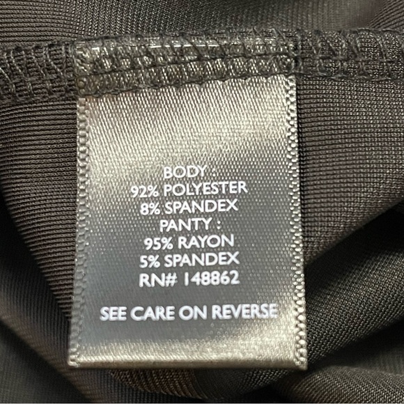 NWT Torrid V-Neck Velvet Long Sleeve Bodysuit - Picture 6 of 8